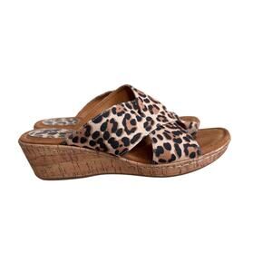 b.o.c. Summer Comfort sandals animal print fabric cork 1.75" wedge heel Sz 10